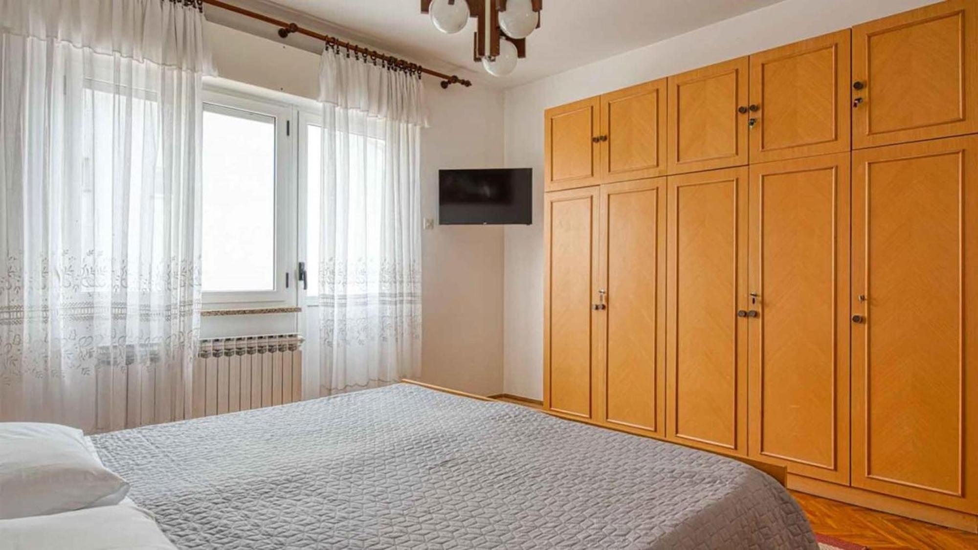 Room Mario Rovinj Bagian luar foto
